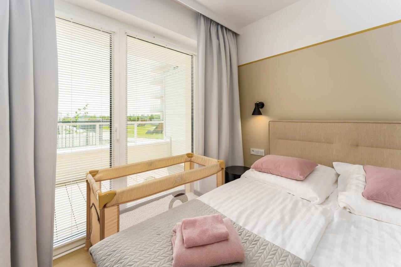 Apartament Nadmorska Przystan Polanki Aqua コウォブジェク エクステリア 写真